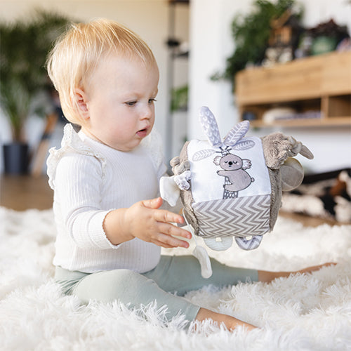 Koala þroskaleikfang – mjúkur skynjunarkubbur fyrir ungbörn