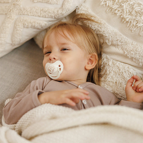 Gómlaga snuð - 2stk. 18mánaða+